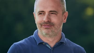 Lecturer image